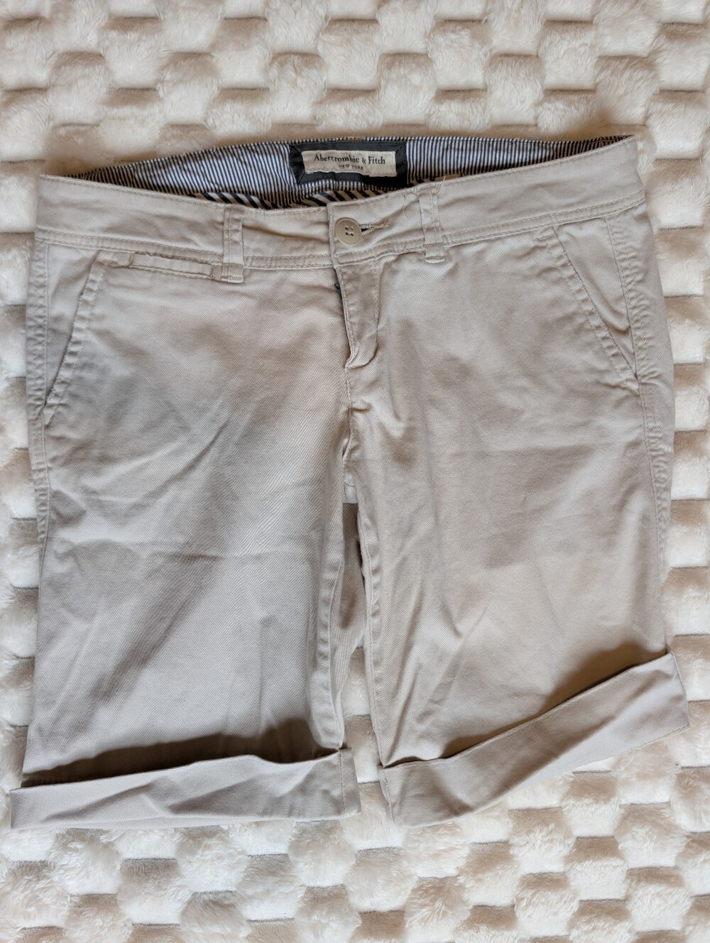 Abercrombie & Fitch Tan Khaki Chino Shorts Cuffed Stretch Classic Prep Size 4